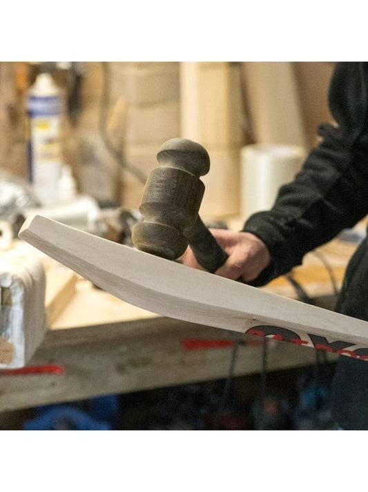 Mastering Craftsmanship: The Role of Machine Knocking in Bat Production