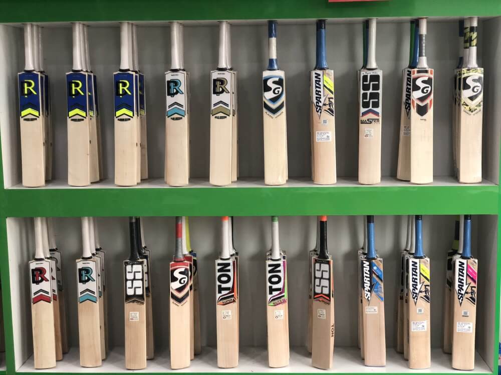 Unveiling the Magic of English Willow: The Cricket Bat of Champions