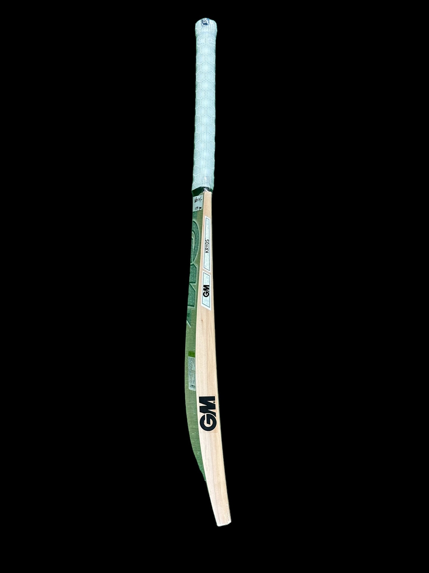 GM Kyros 707 Cricket Bat